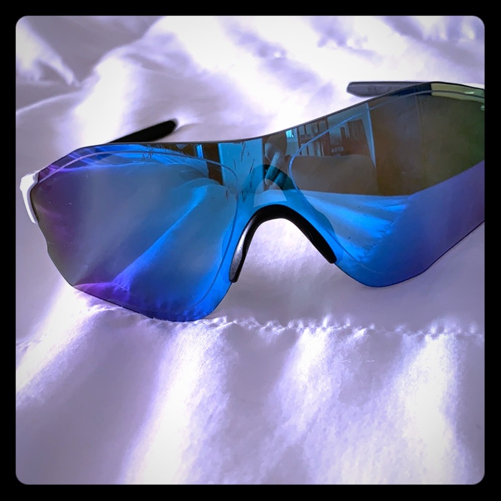 Oakley athletic sunglasses
